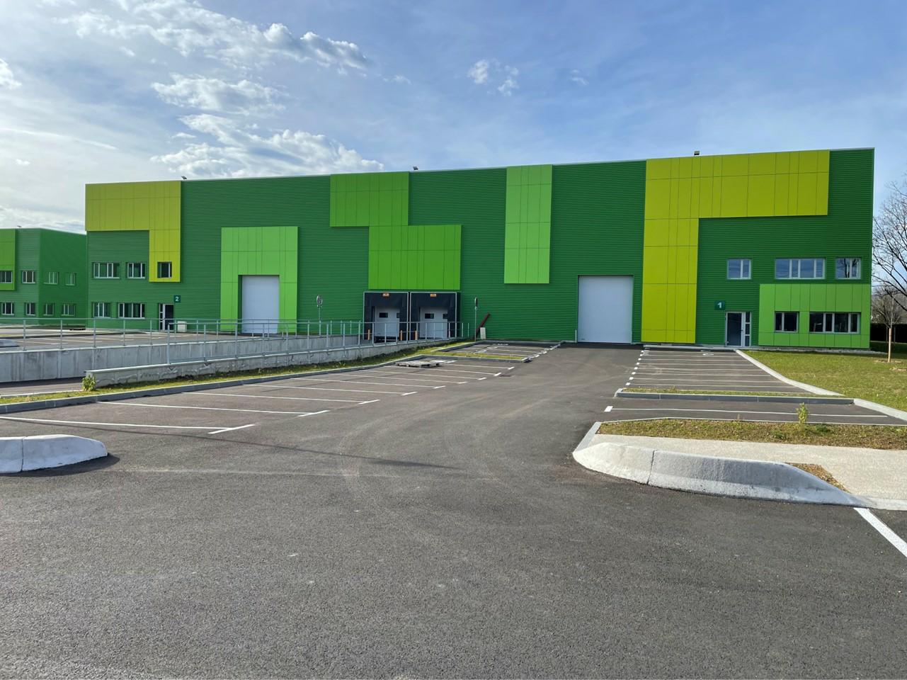 Local d'activité Saint-Quentin-Fallavier 7738m² Location local d'activité Saint-Quentin-Fallavier Isère OLACT2314361 0